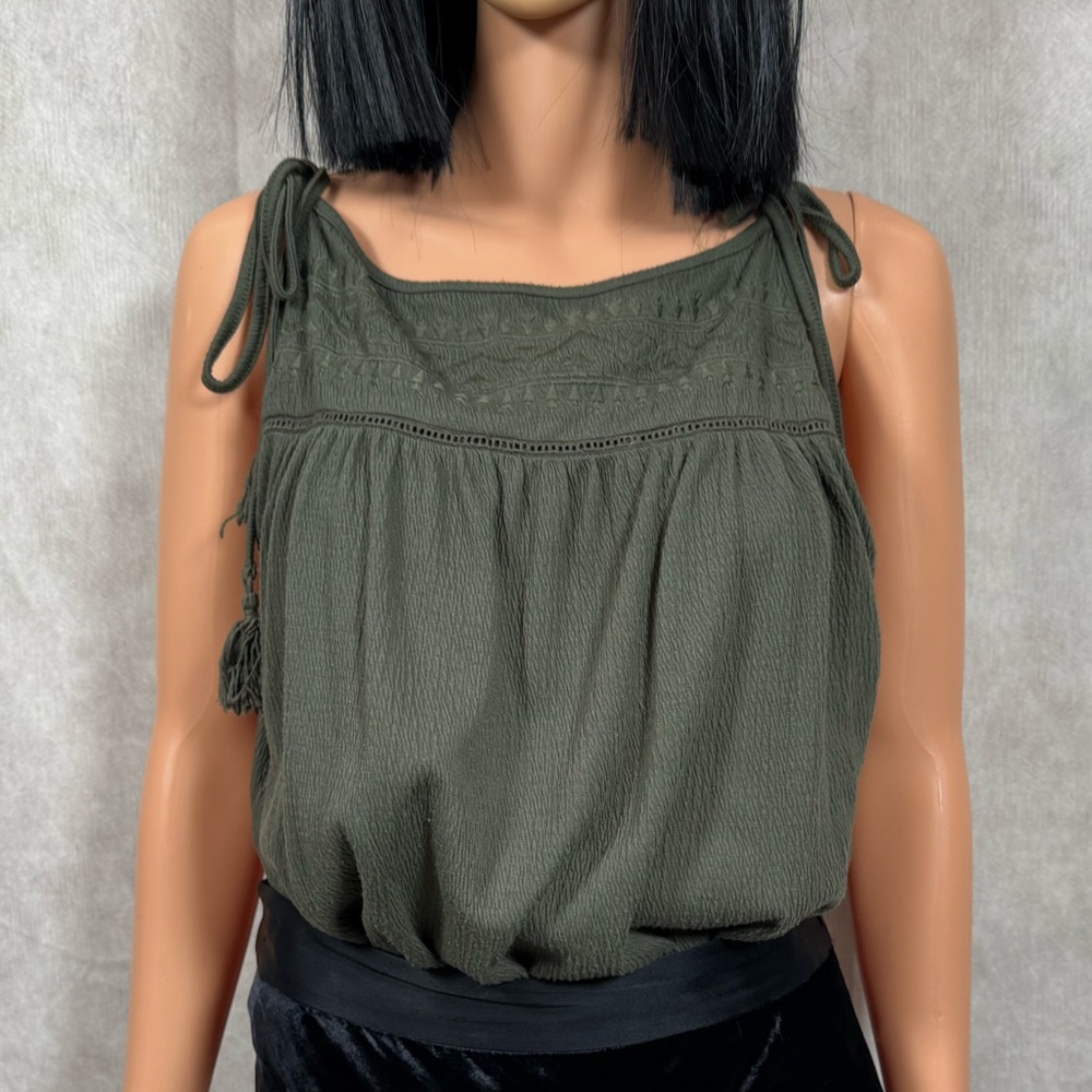 Neiman Marcus Green Smocked Tie Front Sleeveless Top